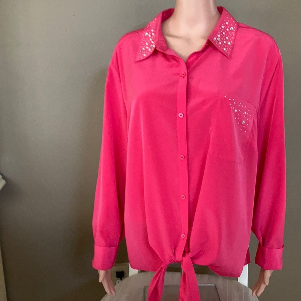Style and Company Woman’s Blouse!!